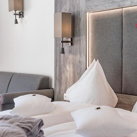 Hotel Burgstein - Alpin & Lifestyle Лангенфельд Номер фото