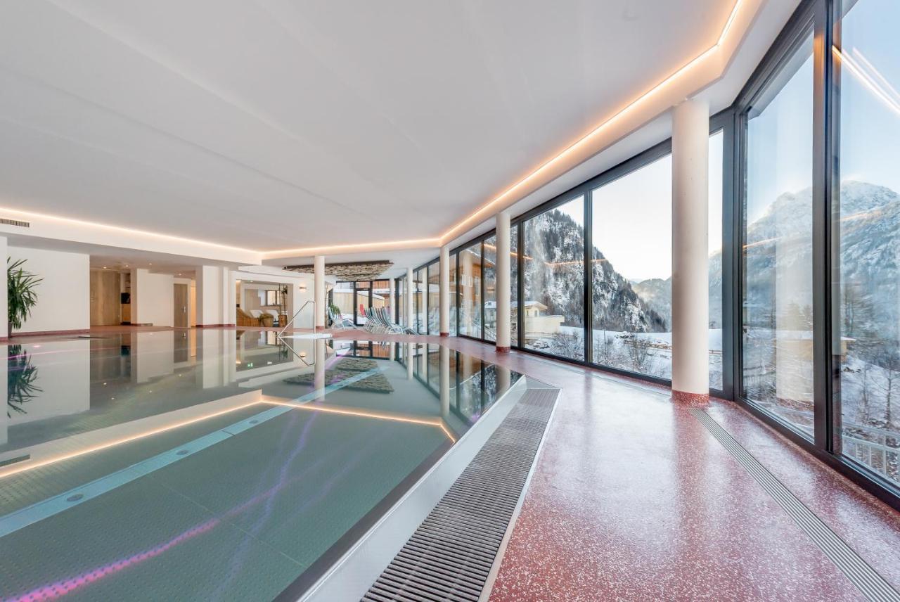 Hotel Burgstein - Alpin & Lifestyle Лангенфельд Экстерьер фото